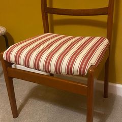 2x mid century dining chairs