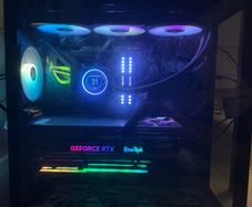 Gaming Computer (HIGH END GAMING PC) : RTX 4090, i9 13th gen, 64GB RAM, Water Cooled