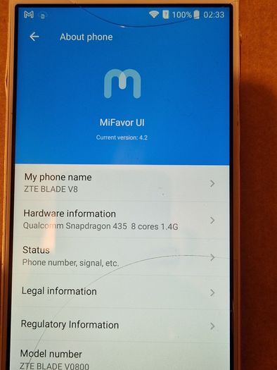 ZTE BLADE V8, 3GB Ram, 32 GB HDD, excellent Battery, 2 cracks on screen, doesn't affect operation