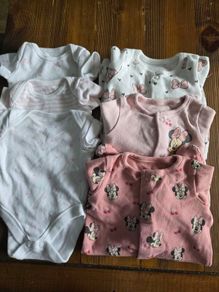 Girls newborn clothes