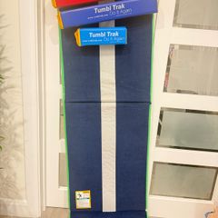 Tumble track handstand and cartwheel mat
