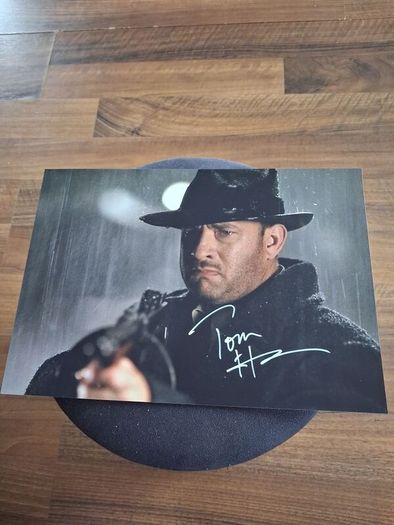 Handsigned Tom Hanks "Road to Perdition" photo in frame