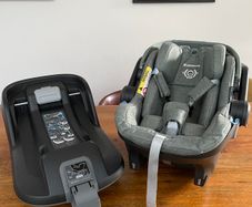 Uppababy Mesa I-Size Infant Car Seat and Isofix Base