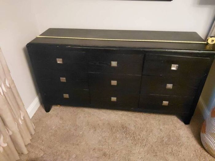 9 drawer solid dresser