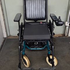 Electric wheelchair