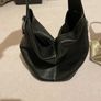 Tod's Black leather bucket bag Image 2