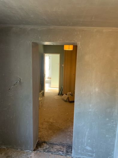 Plasterer available