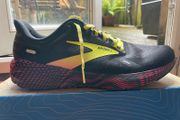Brooks launch 9 GTS size UK 10