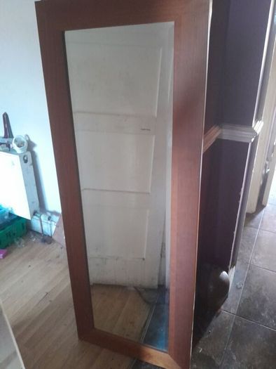 bevelled mirror