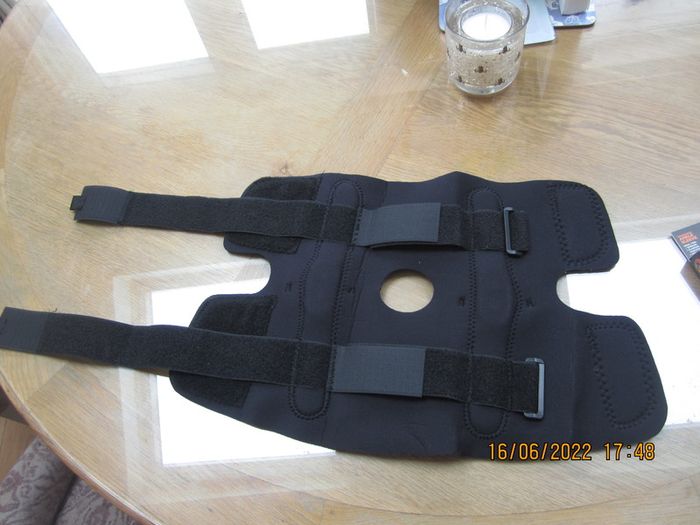 Knee Brace