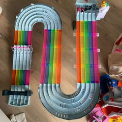 Mario Racetrack with 5 Cars