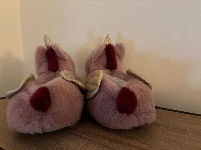 Fluffy Pink Unicorn Slippers Very Good Condition