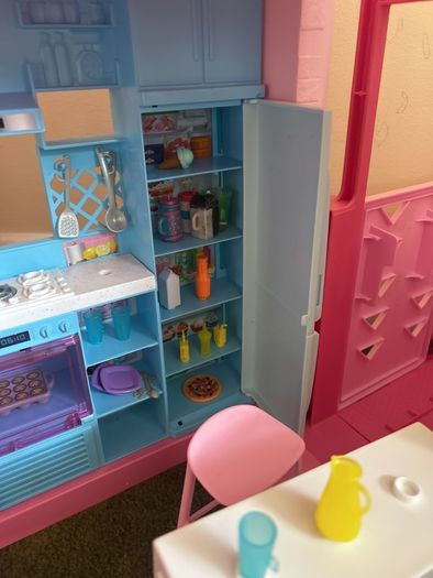 Barbie Dream House
