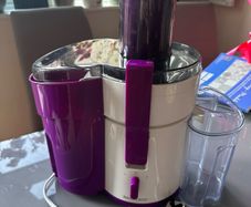 centrifugal juicer