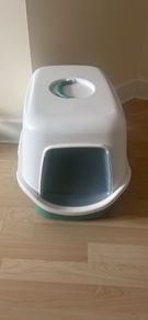 cat litter box