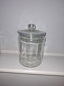 Set of 3 large glass jars with lids