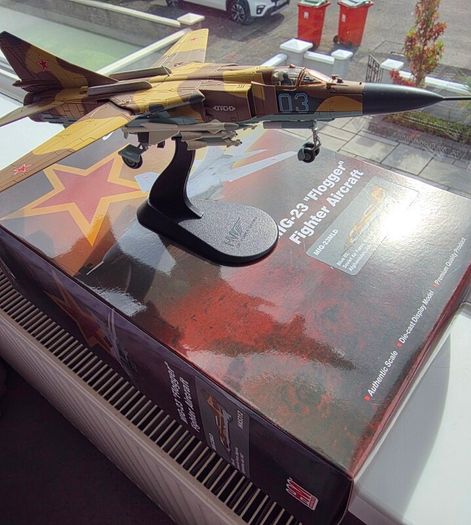 Hobby Master Diecast - MIG-23 Flogger