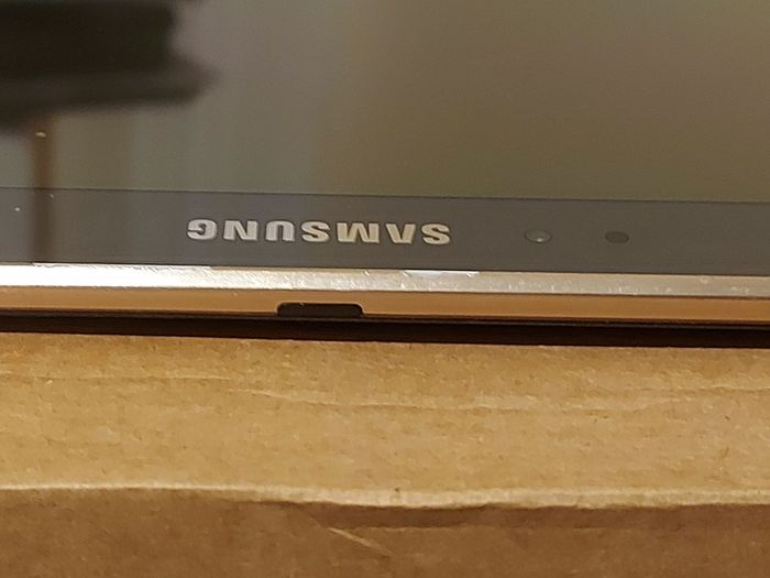 Samsung Galaxy Tab S, 10.5 inch, Model SM-T800, screen has a slight crack or 2 but touchscreen works fine