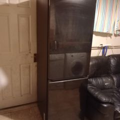 Samsung frost free fridge freezer