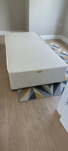 Single bed base