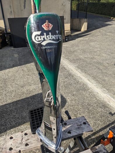 Carlsberg tap with beer coupler