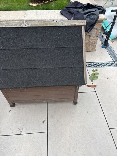 Wooden Dog Kennel