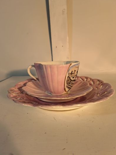 Pink Lusterware Souvenir Set