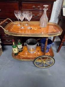 drinks trolley