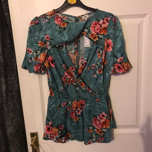 stunning river island top rrp 47E