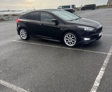 2017 Ford Focus ST-Line