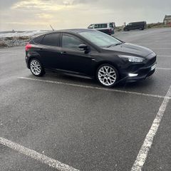 2017 Ford Focus ST-Line