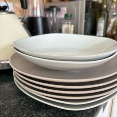 plates