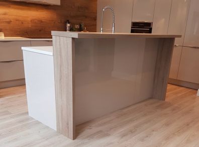 Kitchen for sale