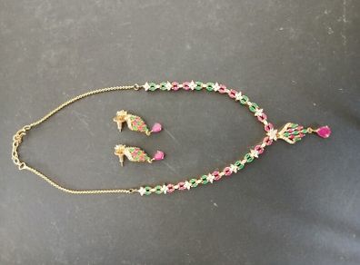 necklace and earrings set