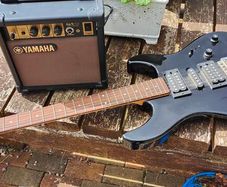 Yamaha Electric Guitar