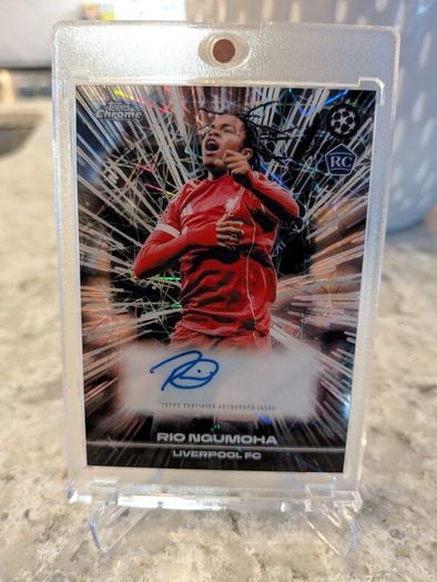2025-26 Topps Chrome UCC Rio Ngumoha Rookie Black Lazer Auto Liverpool RC Mint