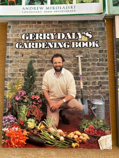Gardening Books Bundle