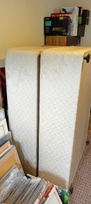 Free double bed base