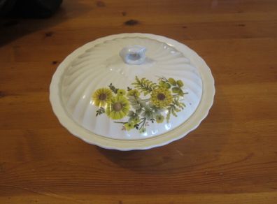 Vintage Myott vegetable dish, DAISY
