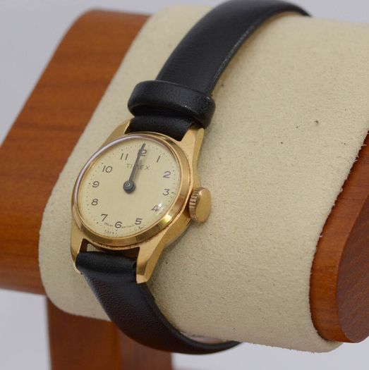Vintage Ladies Timex Mechanical  Watch