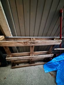 3 x pallets