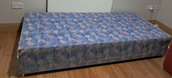 single bed frame