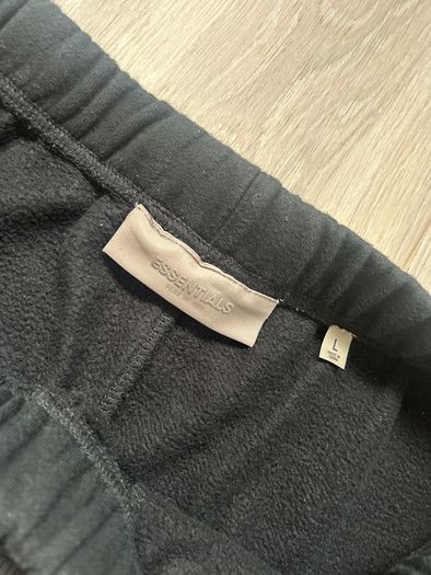 Essentials fear of god black tracksuit