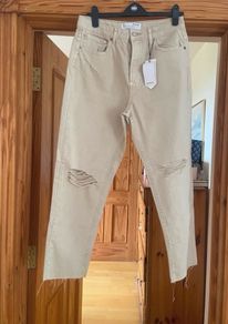 Fab Stradivarius (Zara Group) Beige Distressed Mom Jeans  New with tags