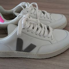 Veja trainers