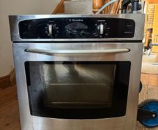 Electrolux Oven (Free)