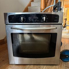 Electrolux Oven (Free)