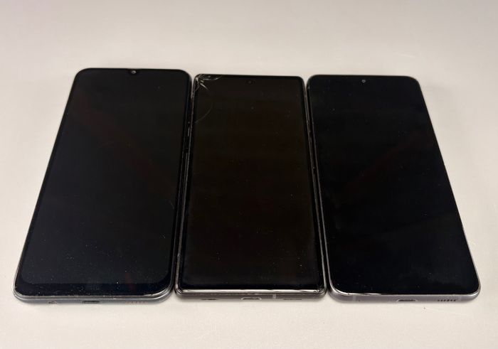 Phones for parts