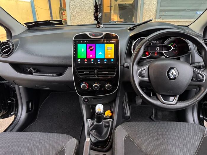 Renault Clio Carplay Android Auto
