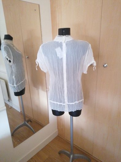 Women's Blouse NWT Victorian Style SIZE 18
